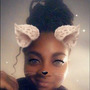 Meet your Posher, Christina